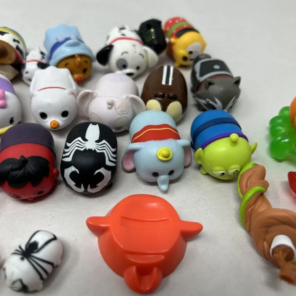 Disney TSUM TSUM Lot of 82 Figures W/ Accessories - Disney Marvel Christmas More